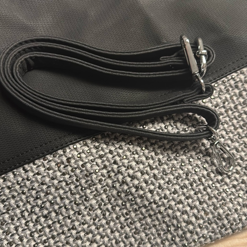 Purse - Picture 7 of 7